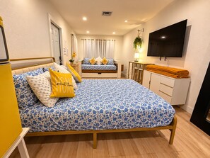 Room - Miami luxury | 1BA | 2 Queen Beds | (Miami)