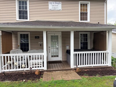 Stay In Ohiopyle by the trail with a jetted tub