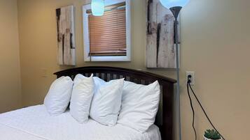 1 quarto, Wi-Fi de cortesia, roupa de cama