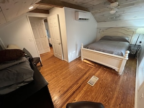 2 Schlafzimmer, Bügeleisen/Bügelbrett, kostenloses WLAN, Bettwäsche