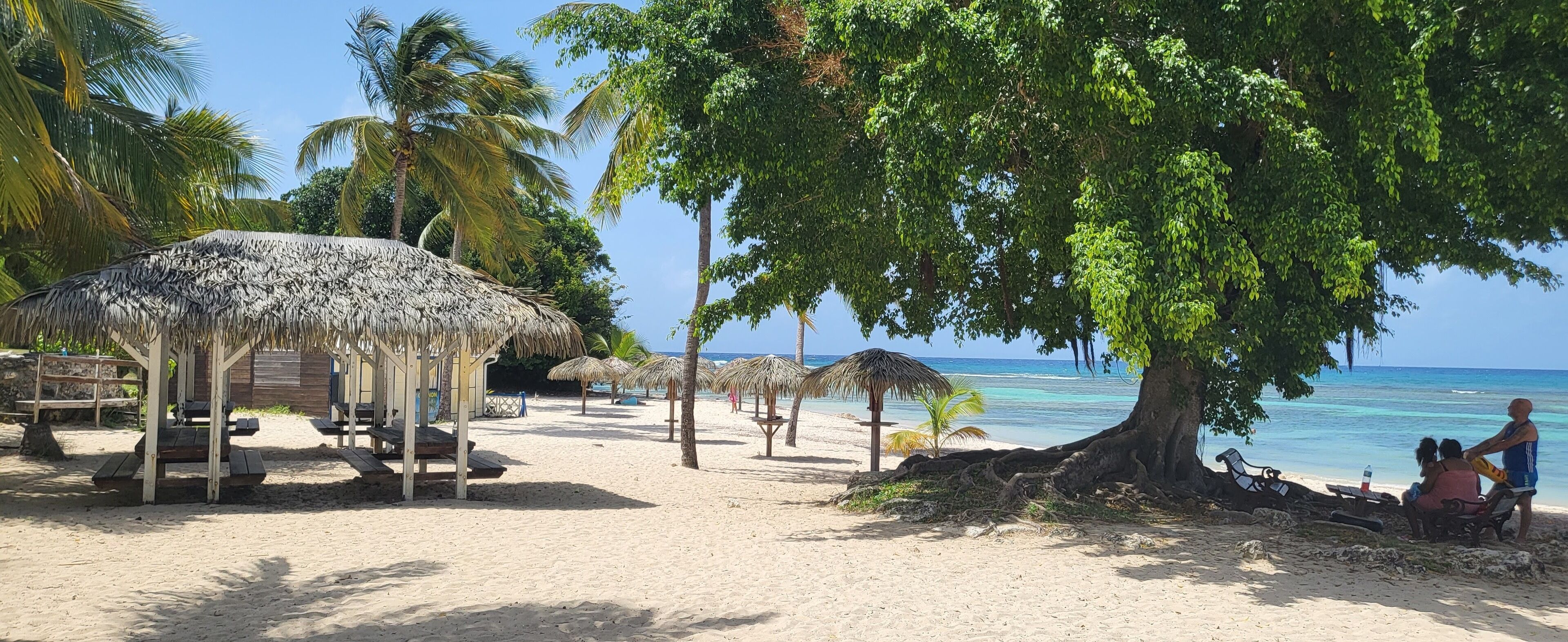 Beach nearby, beach towels