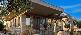 Lithos Messolongi Paradise - A Luxurious Retreat