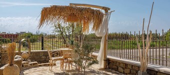 Lithos Messolongi Paradise - A Luxurious Retreat