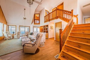 TV - K0032 Fish & Ships. Soundfront Oasis!Waterfront, AMAZING VIEWS! Partial Stays (Kitty Hawk)