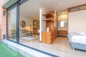 1 bedroom, desk, iron/ironing board, WiFi - w* | Trendy 1BR In Parque Virrey (Bogotá)