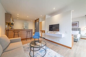 TV, offices