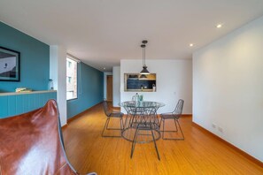 Dining - w* | Centric 2BR In Cabrera (Bogotá)