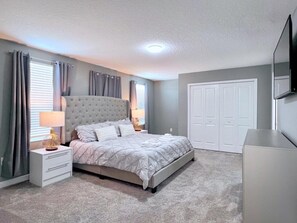 Casa, vários quartos | 8 quartos, Wi-Fi de cortesia, roupa de cama