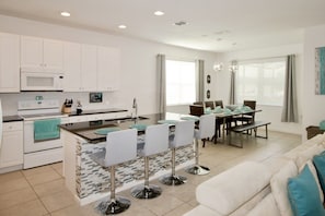 Casa, 6 quartos | Cozinha privada
