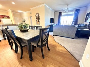 Dining - Beautiful 2 Bed Condo In Tuscana Resort 2 Bedroom Home by RedAwning (Davenport)