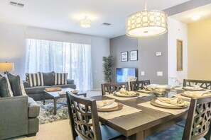 Townhome - 3 sovrum | Restauranger