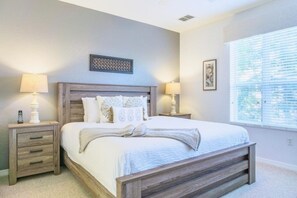 3 bedrooms, free WiFi, bed sheets - Vista Cay Casa Mystique 3 Bedroom Townhouse by RedAwning (Orlando)