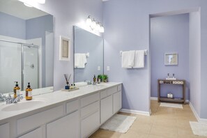 Apartment, 3 Schlafzimmer | Badezimmer | Haartrockner, Handtücher
