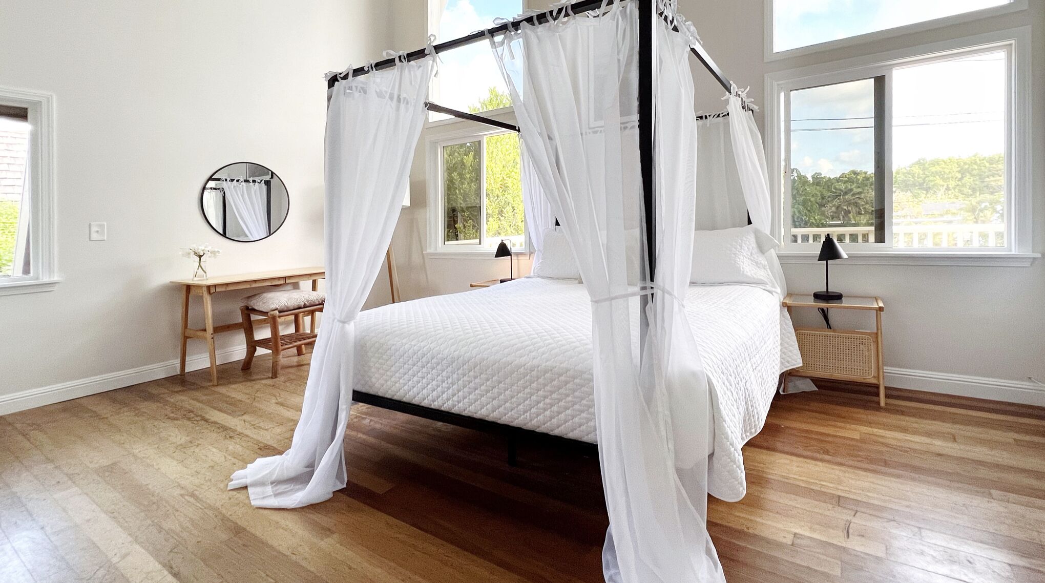 4 bedrooms, iron/ironing board, travel crib, free WiFi