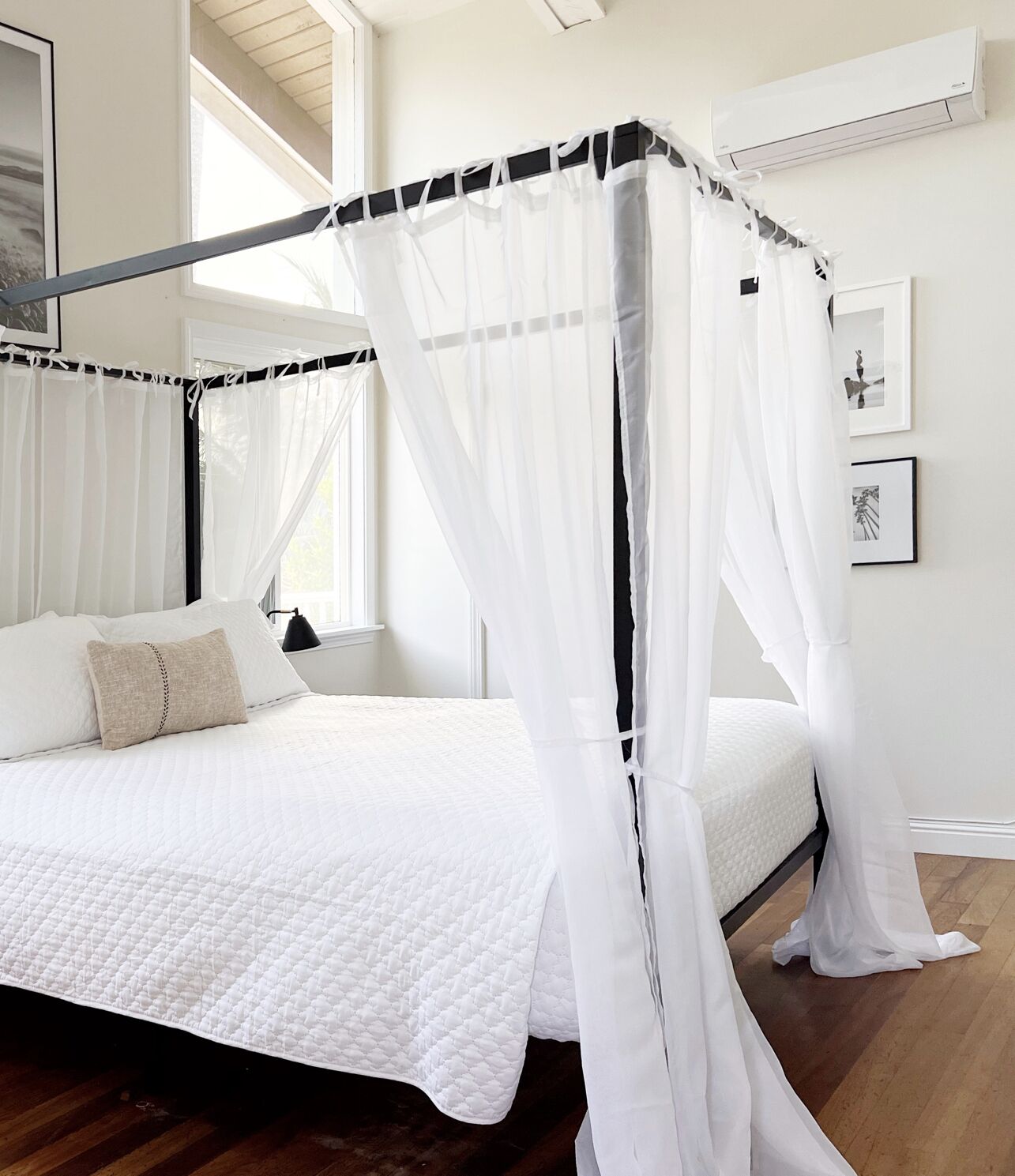 4 bedrooms, iron/ironing board, travel crib, free WiFi