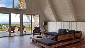 House, 4 Bedrooms | Interior