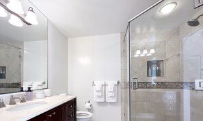 House, 4 Bedrooms | Bathroom | Towels, shampoo - Anahola Aloha Beach House 4 Bedroom Home by RedAwning (Anahola)