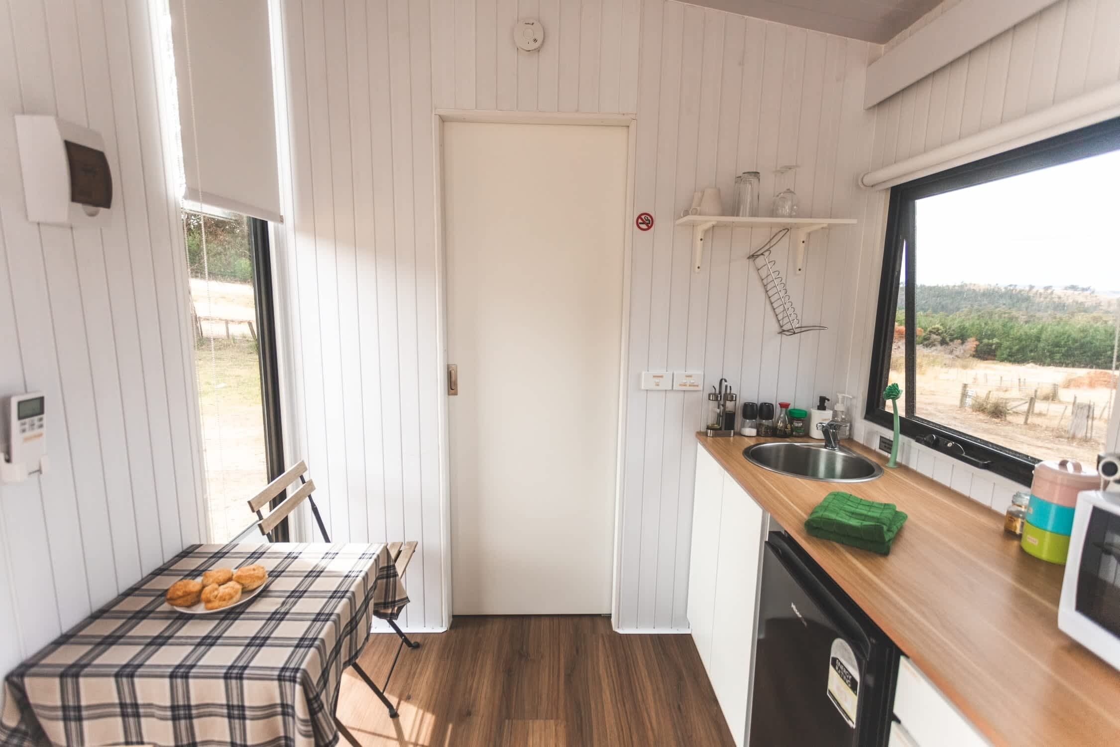 Fridge, microwave, stovetop, electric kettle