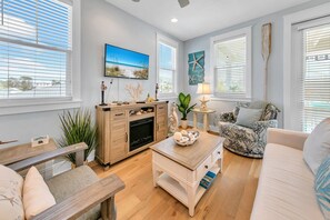 Smart TV - 🐟4 Bikes, Ping Pong Table-30A-The Sea Turtle House (Santa Rosa Beach)