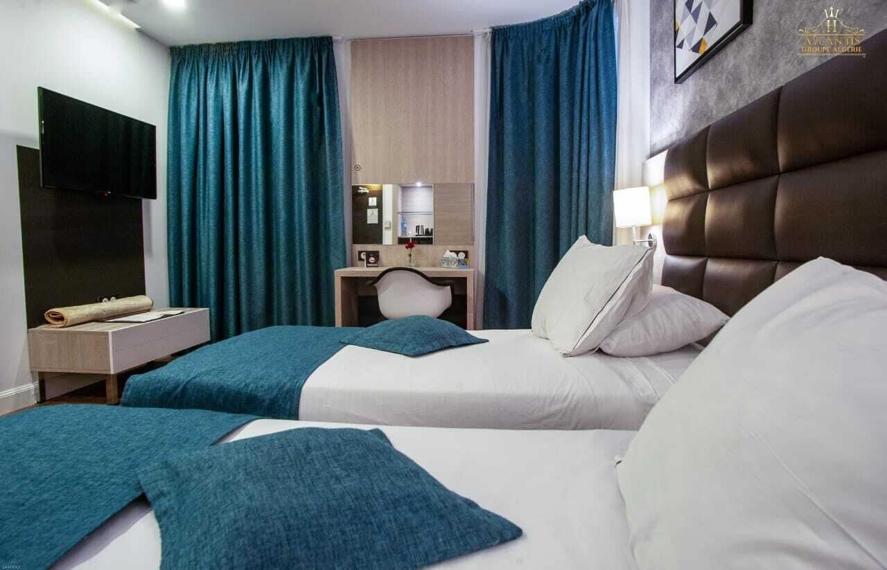 Premium Room, 2 Single Beds, Non Smoking, City View | 1 bedroom, in-room safe, desk, iron/ironing board