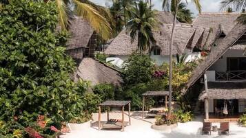 2 outdoor pools, pool umbrellas, sun loungers