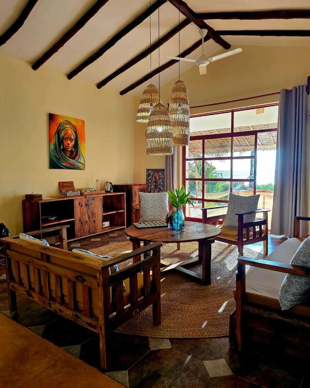 Luxury Villa | In-room safe, desk, laptop workspace, iron/ironing board