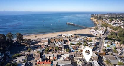 Capitola Village Hideaway