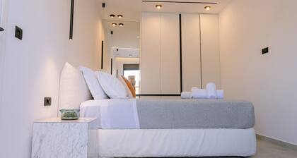 DOMUS GARDEN APARTMENTS