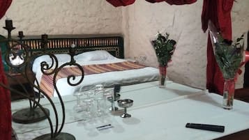 Premium bedding, individually decorated, desk, laptop workspace