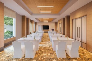 Banquet hall - Hyatt Place Vijayawada (Penumuluru)
