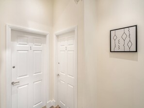 Interior - Apartment One - UK44284 (Arbroath)