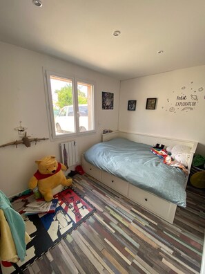 4 bedrooms, iron/ironing board, travel cot, WiFi - Joiles Brevinoise les Nametes Ideal Pour les Familles (Saint-Brevin-les-Pins)