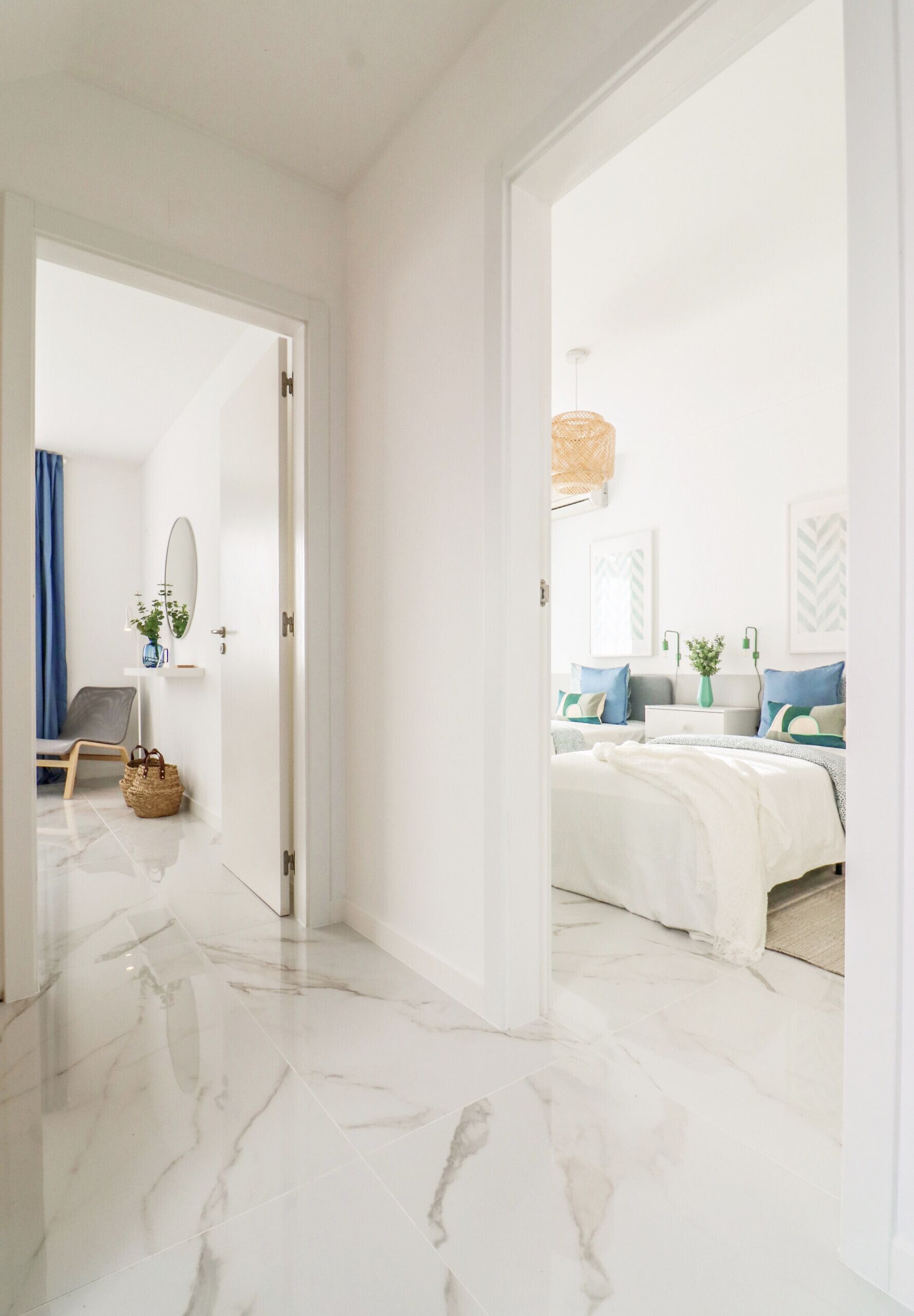 1 habitación, tabla de planchar con plancha, wifi gratis y ropa de cama 