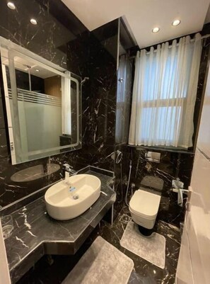 Shower, hair dryer, toilet paper - One-bedroom apartment-New Cairo with private tours (New Cairo 1)