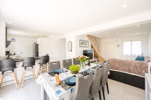 Dining - Dahouët - Charmante maison pour 6 voyageurs (Pléneuf-Val-André)