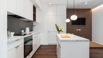 Apartment, 1 Schlafzimmer, Balkon | Eigene Küche | Geschirrspüler, Wasserkocher mit Kaffee-/Teezubehör