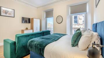 1 bedroom, free WiFi, bed sheets