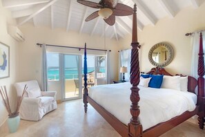 4 camere, una cassaforte in camera, una scrivania, ferro/asse da stiro