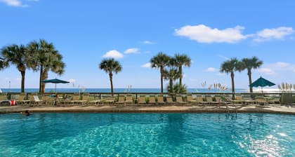 Gulf Crest 305-Garage level- No need to wait for an elevator! Steps to beach!