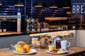 Dagelijks ontbijtbuffet (toeslag)