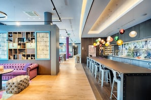 Daily buffet breakfast (EUR 17.9 per person)