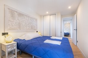 2 habitaciones, tabla de planchar con plancha y wifi gratis 
