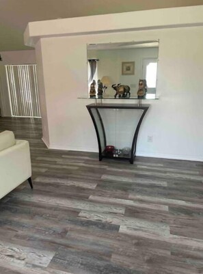 Interior - Summer vacation house (Port St. Lucie)