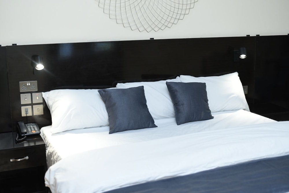 3 Star Hotels