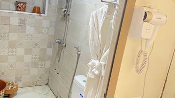 Dusche, Handtücher, Toilettenpapier