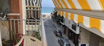 R147 Apartamento Pintor See view