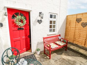 Cottage | Exterior detail