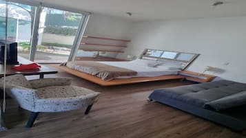 1 bedroom, Internet, bed sheets