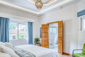 3 chambres, accès à Internet, literie fournie