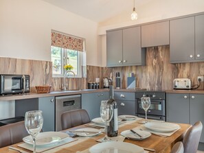 Dishwasher, highchair - West End Farm Lodge Alabaster (Ruardean, Forest of Dean)